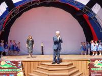 Выступления Валерия Черняева и Любовь Чирковой на празднование 75-летия города Новая Ляля